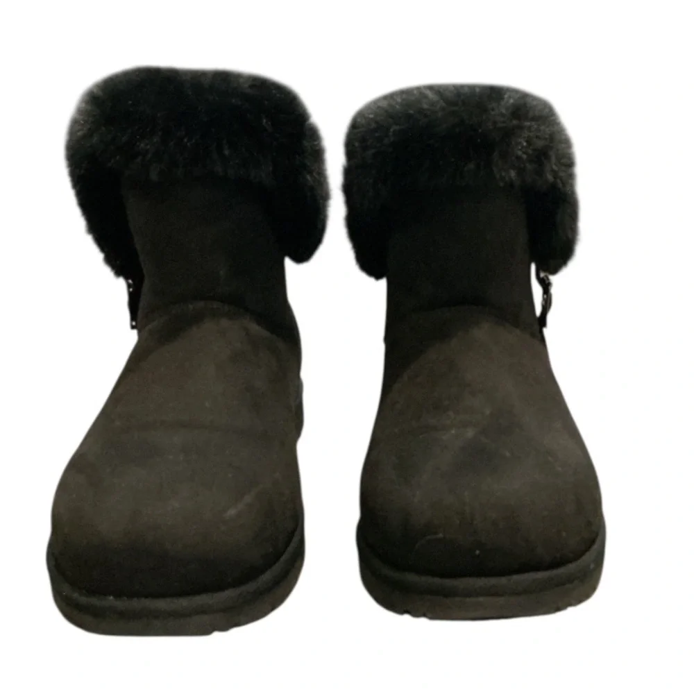 Authentic Jessica Cline warm winter ankle boots sz 10 W